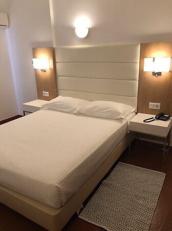 贝纳多教堂贝斯特韦斯特酒店-客卧