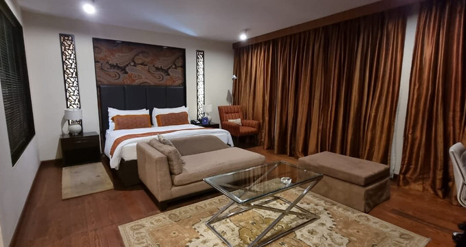 泰姬达尔景观酒店斯里纳格主图