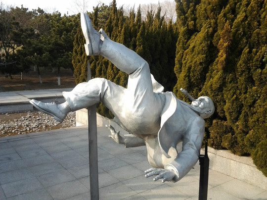 青岛雕塑园-青岛市必去景点