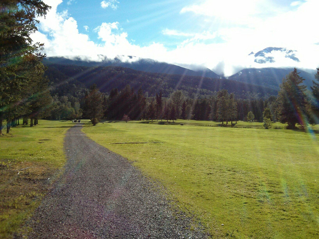 Smithers Golf Club景点图片