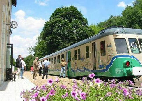 Petit Train de la Vallée du Loir景点图片