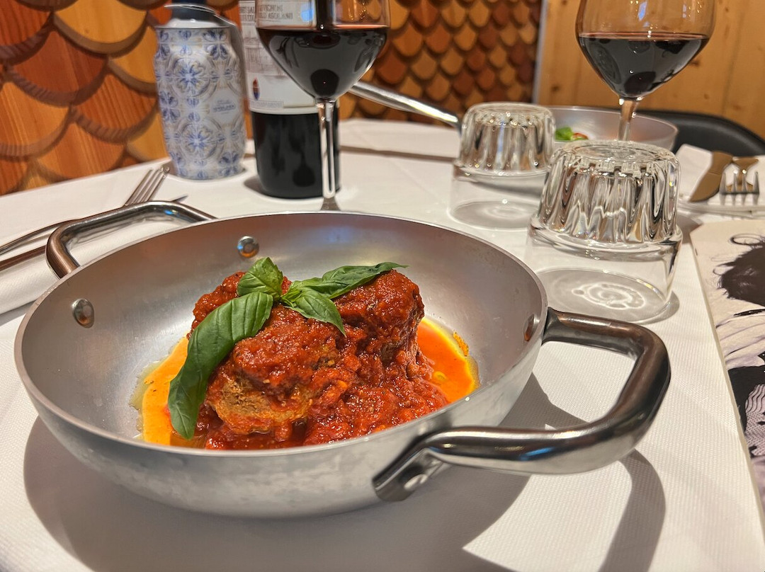Harry's Salotto & Cucina