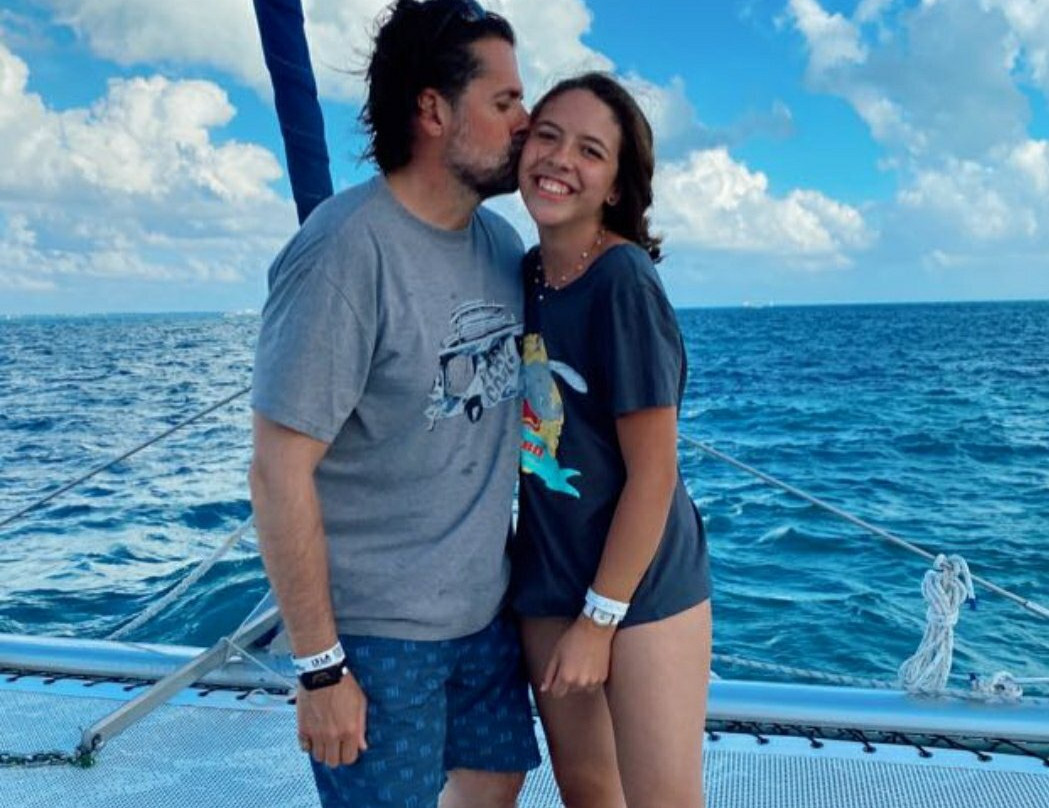Catamaran Sailing Isla Mujeres景点图片