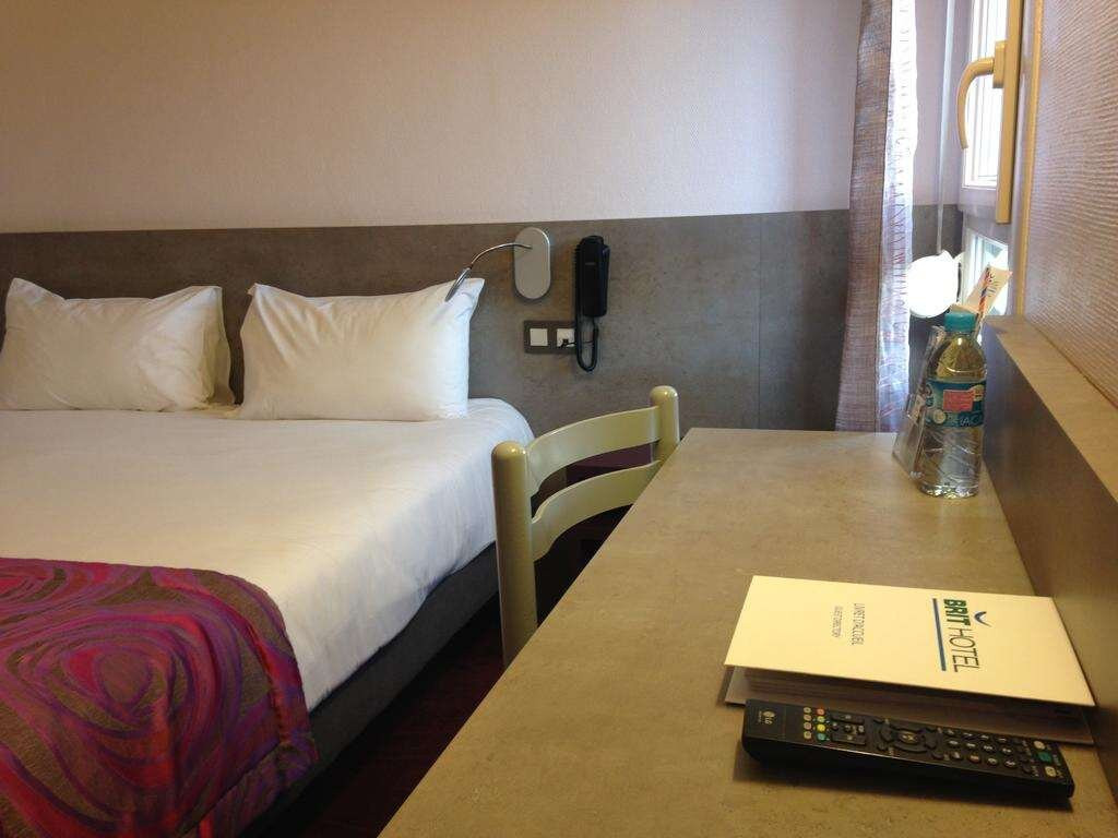 Brit Hotel Les Evens主图