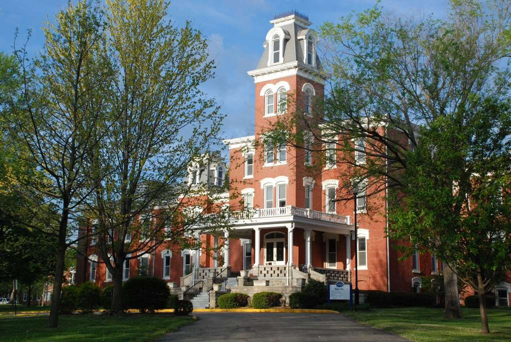 Country Inn & Suites by Radisson, Nevada, MO主图