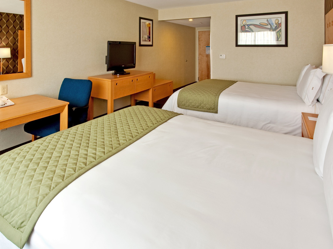 Holiday Inn Express & Suites Monterrey Aeropuerto主图