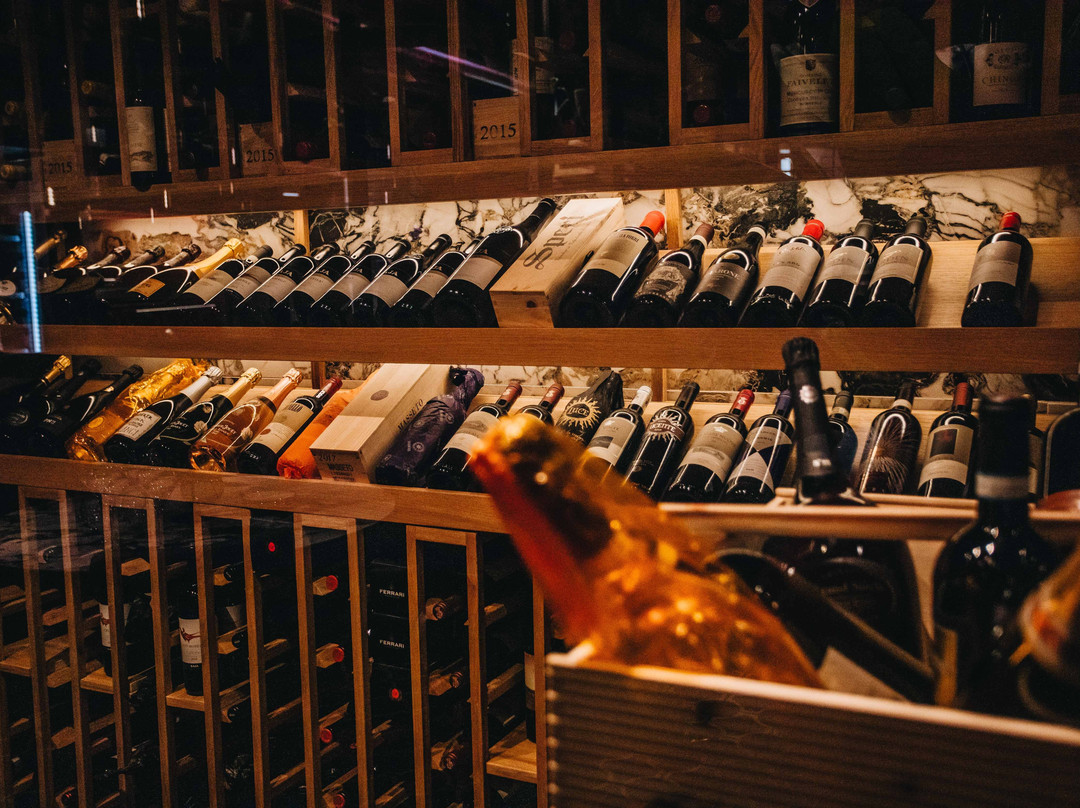 Quebracho Steakhouse & Mixology