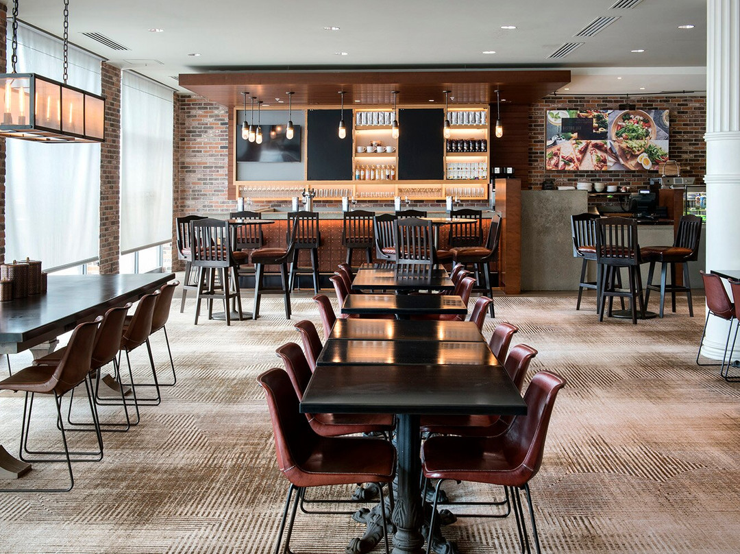 Courtyard by Marriott Portland Downtown/Waterfront主图