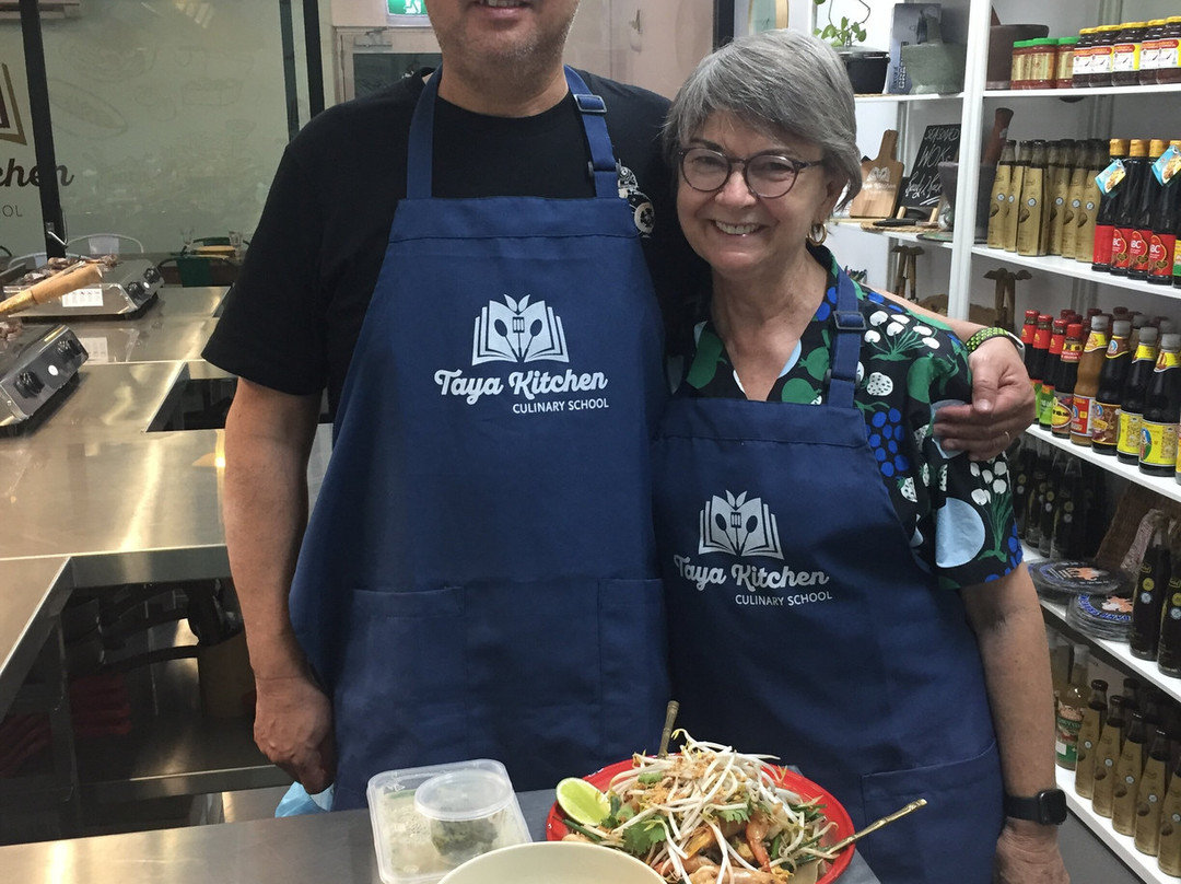 Taya Kitchen Asian Culinary Classes景点图片