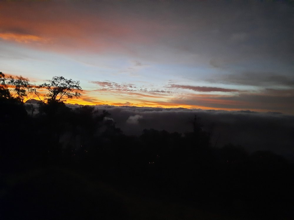 Turrialba Volcano景点图片