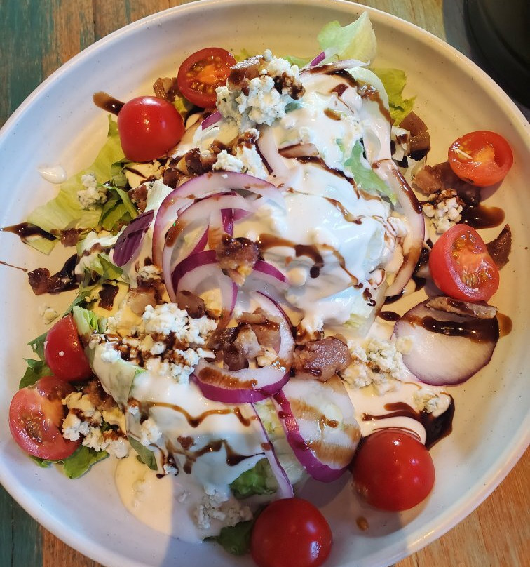 Tiki Docks River Bar & Grill