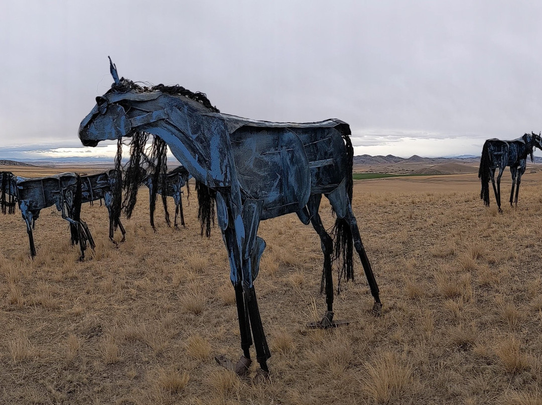 Bleu Horses景点图片
