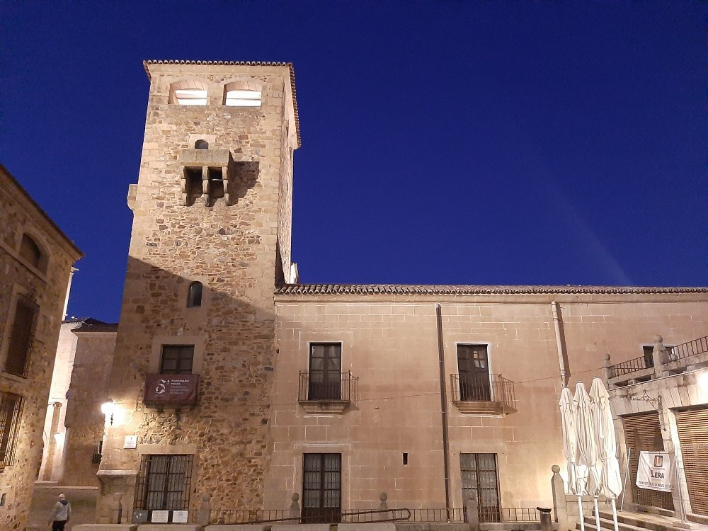 Plaza de San Jorge景点图片