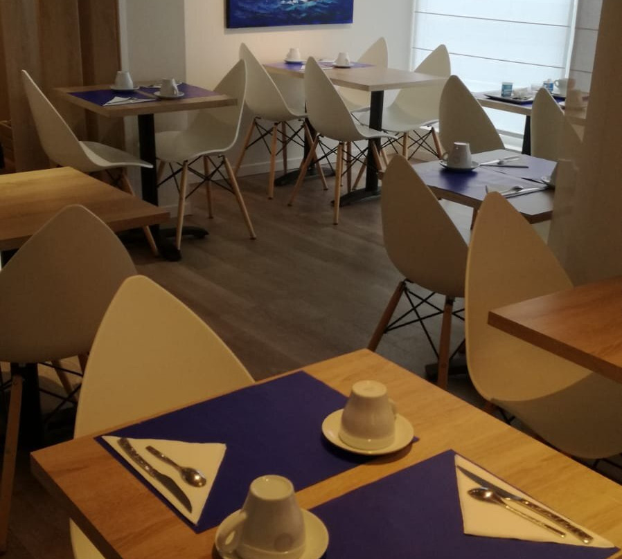 阿利泽布里特酒店主图