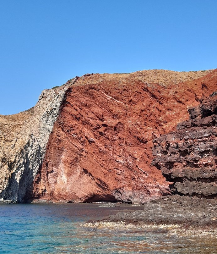 Cala dello Zurletto-Capraia Isola必去景点