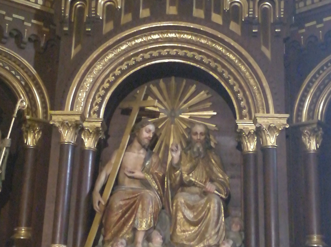 Iglesia Santisima Trinidad-Arre必去景点