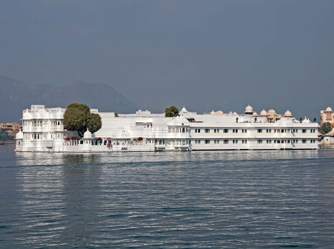 Taxi Booking in Udaipur-乌代布尔必去景点