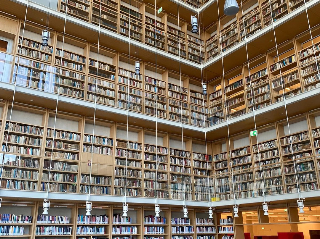 Stavros Niarchos Foundation Cultural Centre-卡利地亚必去景点