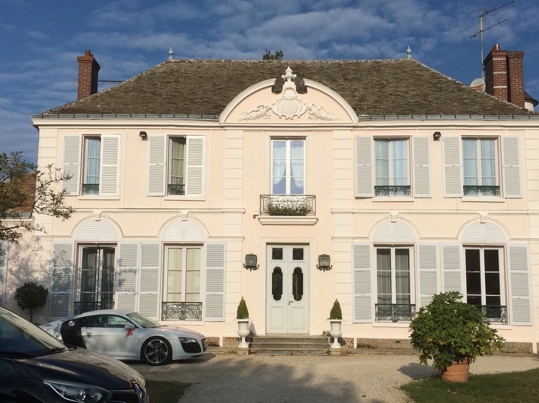 Neauphle-le-Chateau旅游攻略图片