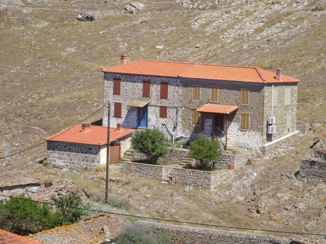 Windmills of Agios Athanasios景点图片