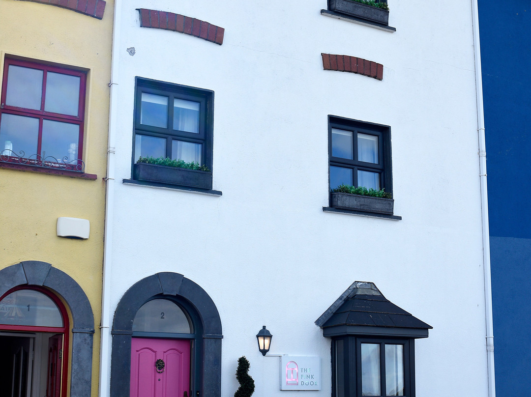 The Pink Door Westport主图