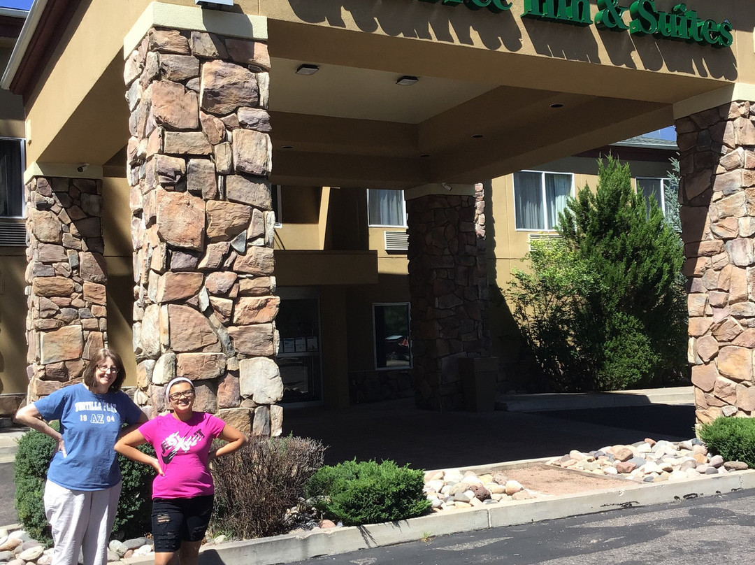 GreenTree Inn & Suites Pinetop主图