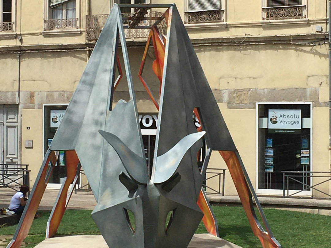 Temple d'Auguste et de Livie-维埃纳必去景点