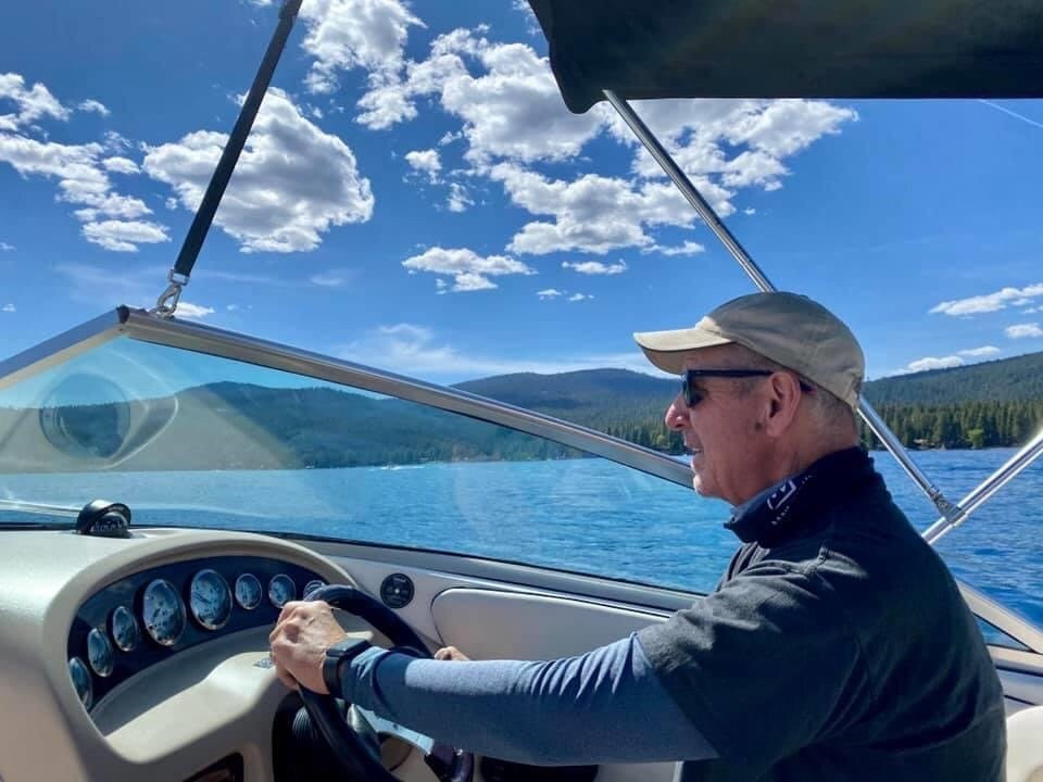 Rent A Boat Lake Tahoe-塔霍维斯塔必去景点
