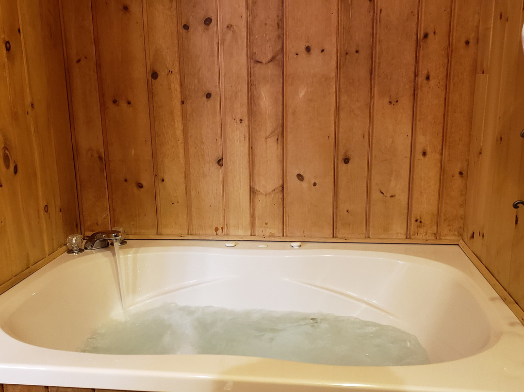 The Brewster Inn主图