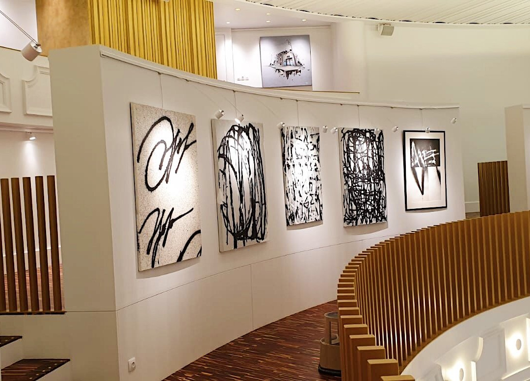 Le Comoedia Galerie d'At-布列斯特必去景点