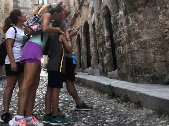 Rhodes Scavenger Hunt and Highlights Self Guided Tour