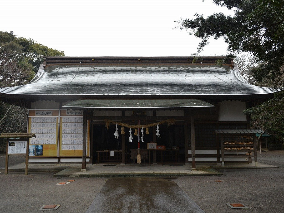Shirowa Shrine景点图片