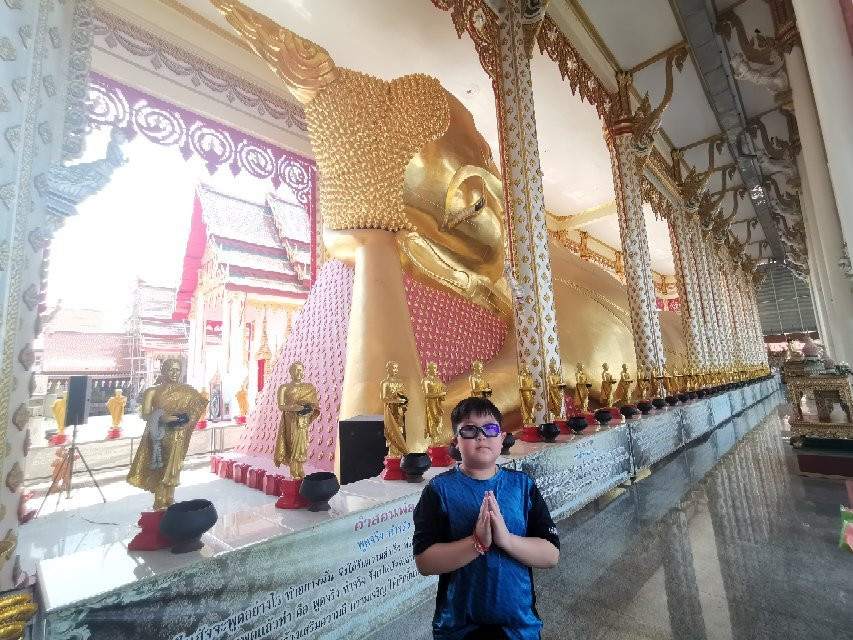 Wat Rat Prakhong Tham-挽艾必去景点