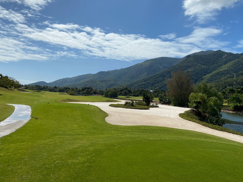 Diamond Bay Golf-芽庄必去景点