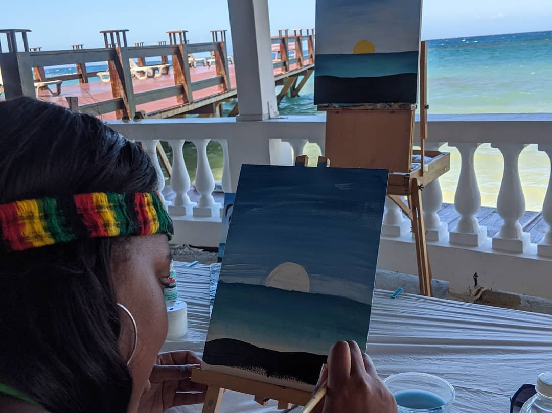 Dee's Tropical Paint Parties景点图片
