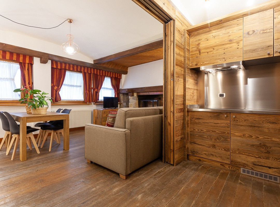 格兰德别墅酒店主图