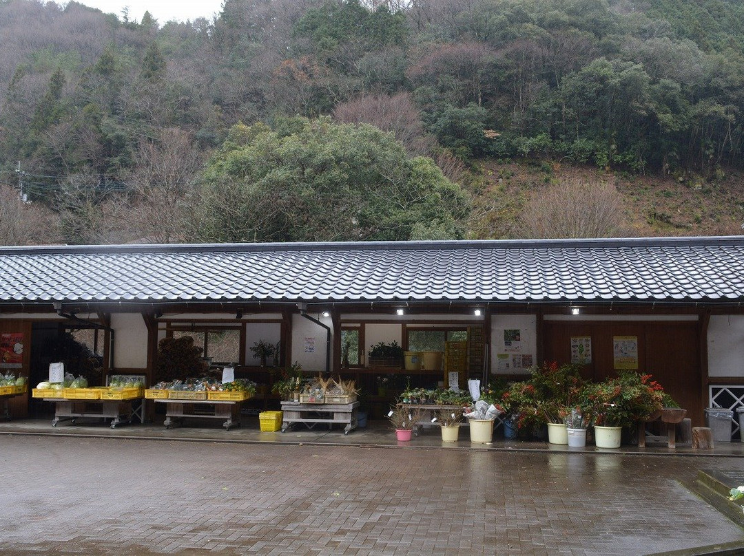 Hirota Michi-no-Eki-砥部町必去景点