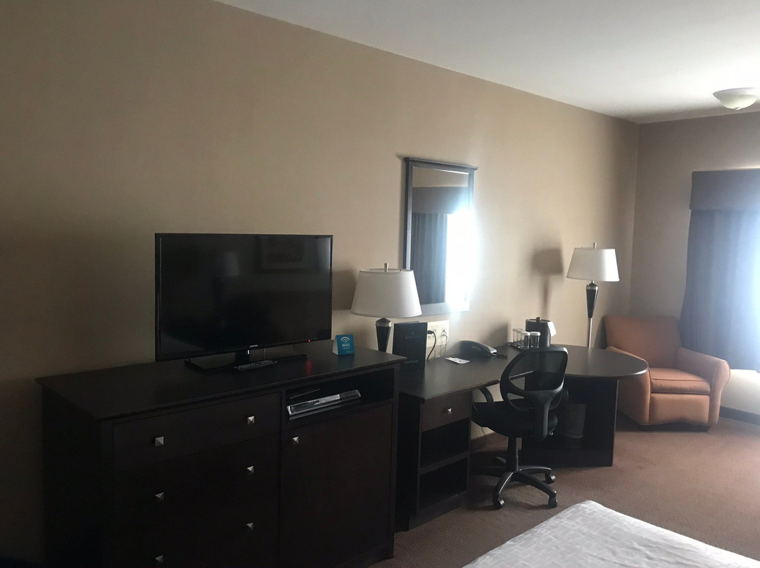 Ramada by Wyndham Stettler主图