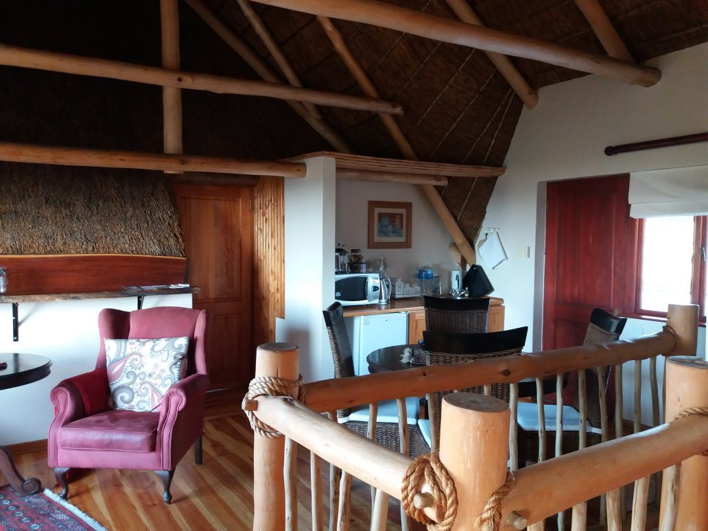 House of Braganza主图