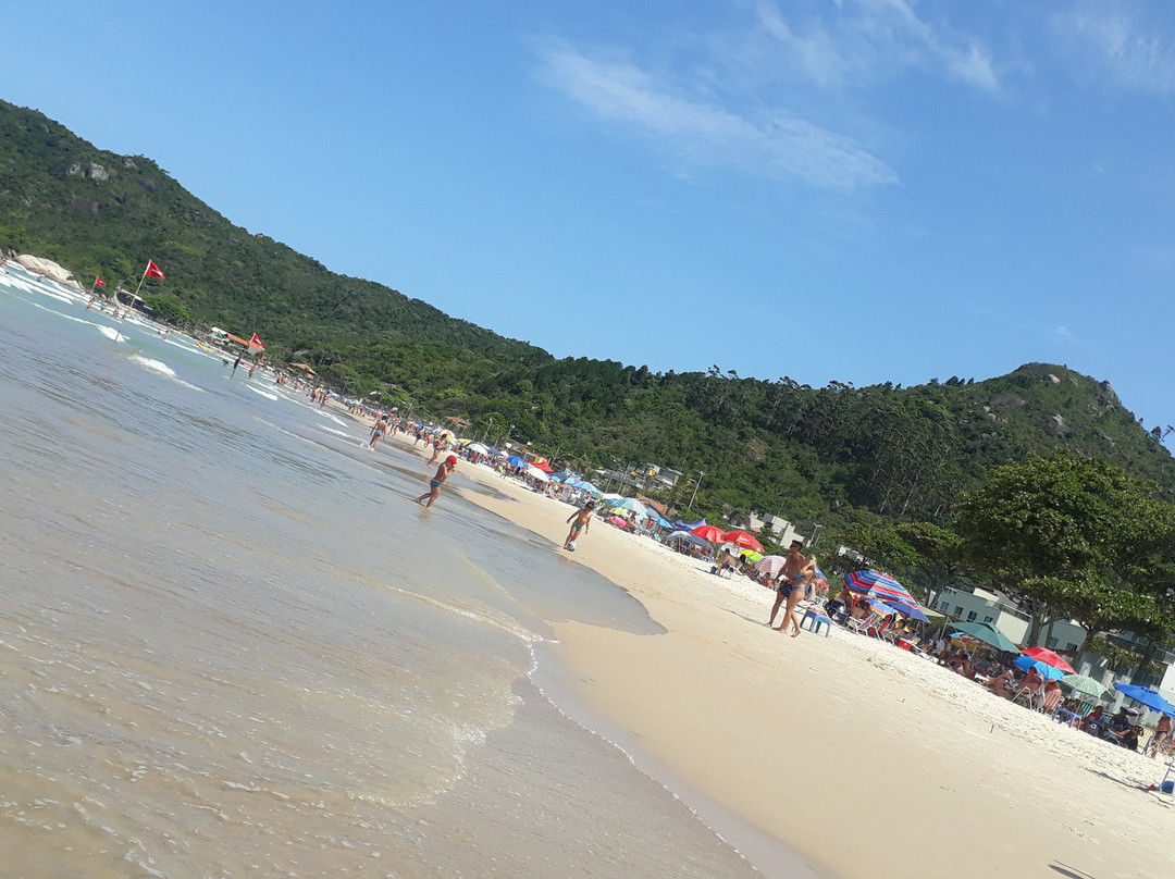 Praia de Mariscal景点图片