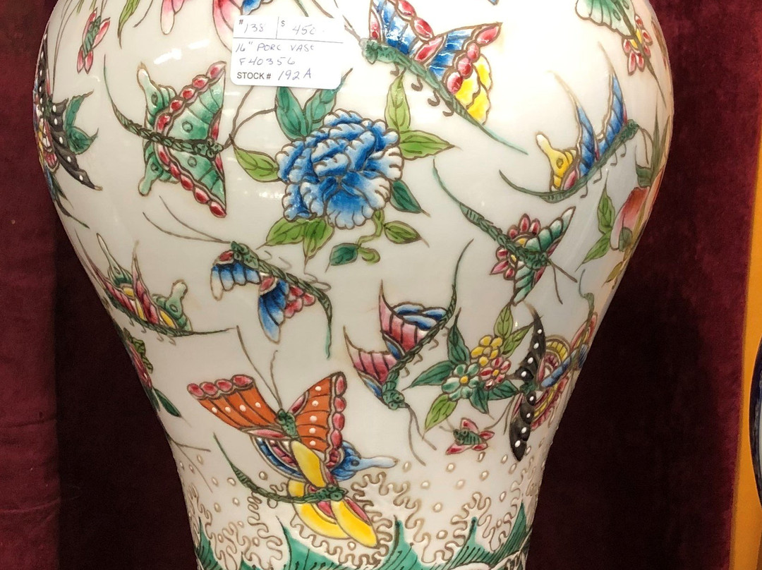 Ontario Mall Antiques景点图片