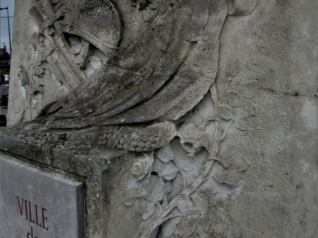 Monument communal-Livry-Gargan必去景点
