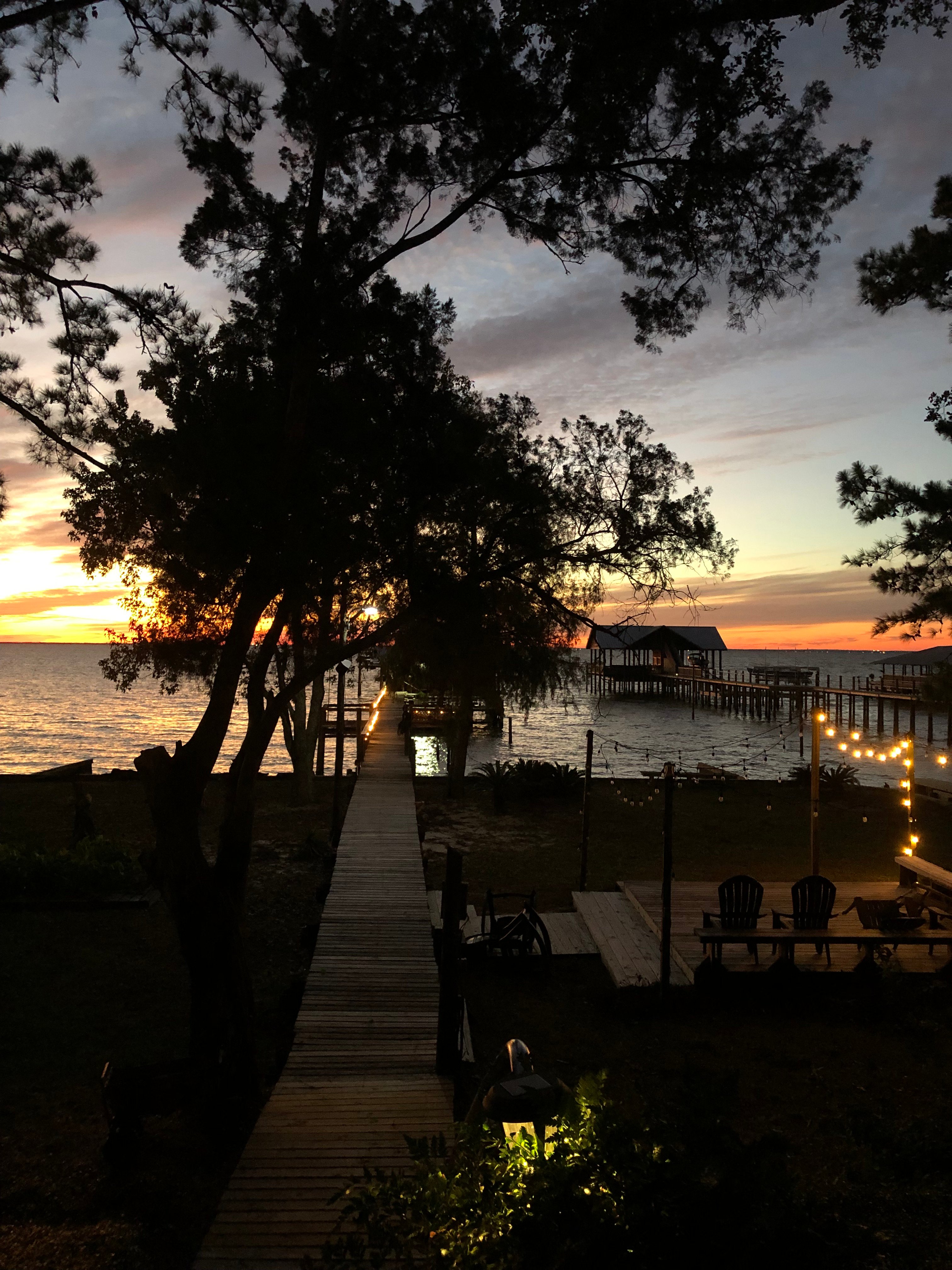 Bay Breeze Guest House-泳池