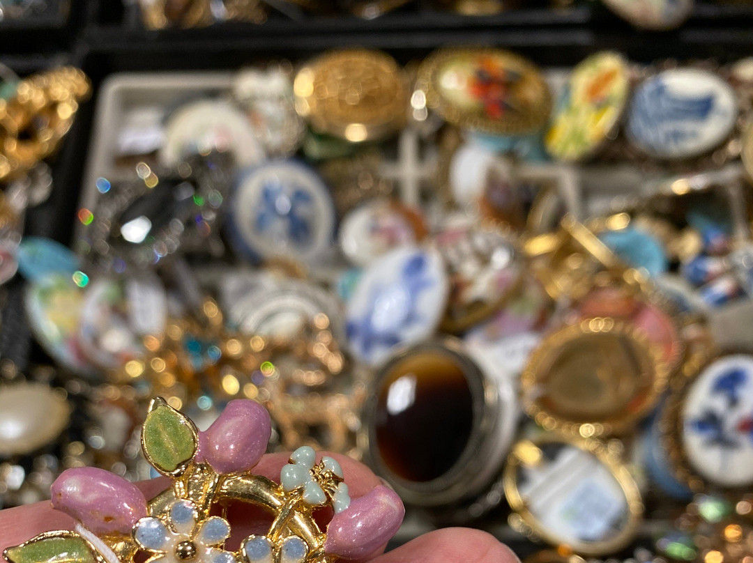 Hillsboro Antique Mall-庞帕诺比奇必去景点