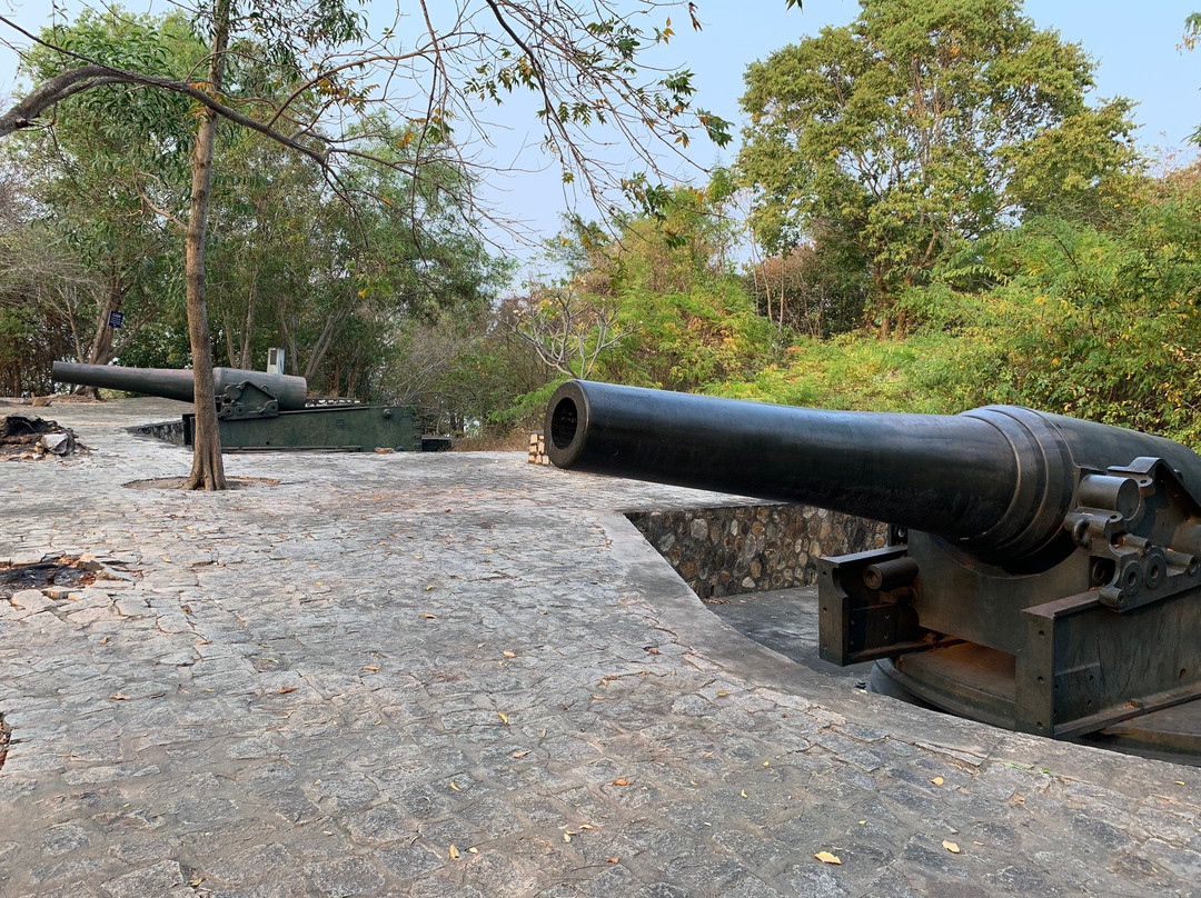 The Old Artillery Field Sao Mai - Nui Lon景点图片