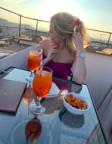 托瑞古尔法酒店主图