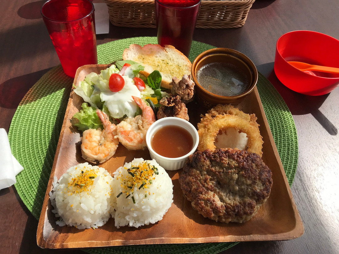 ルーシーズアイナ