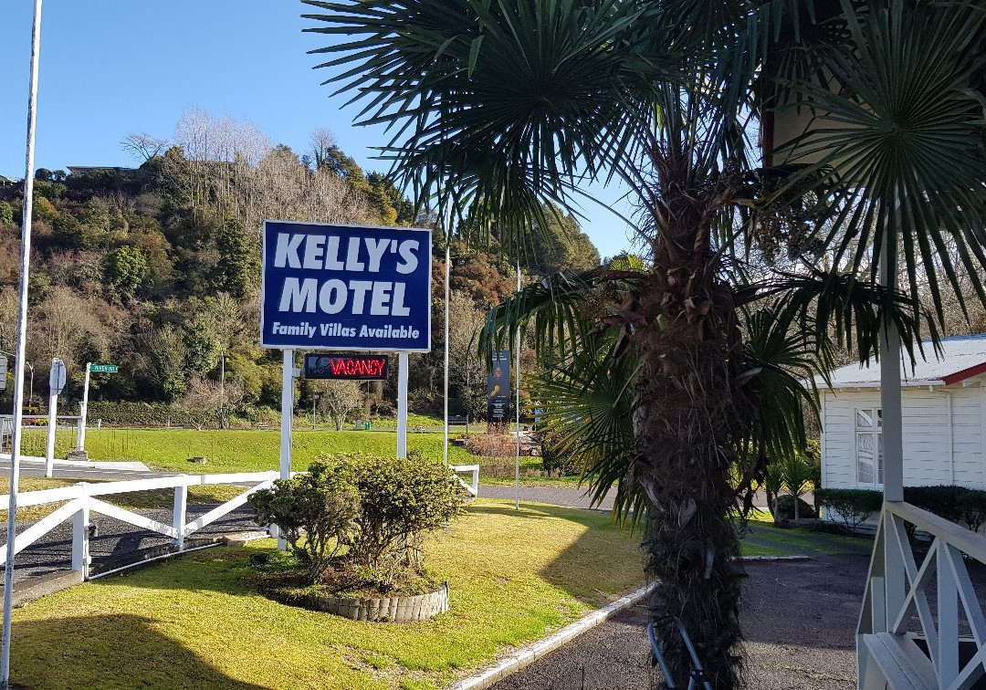 Kelly's Riverside Motel主图