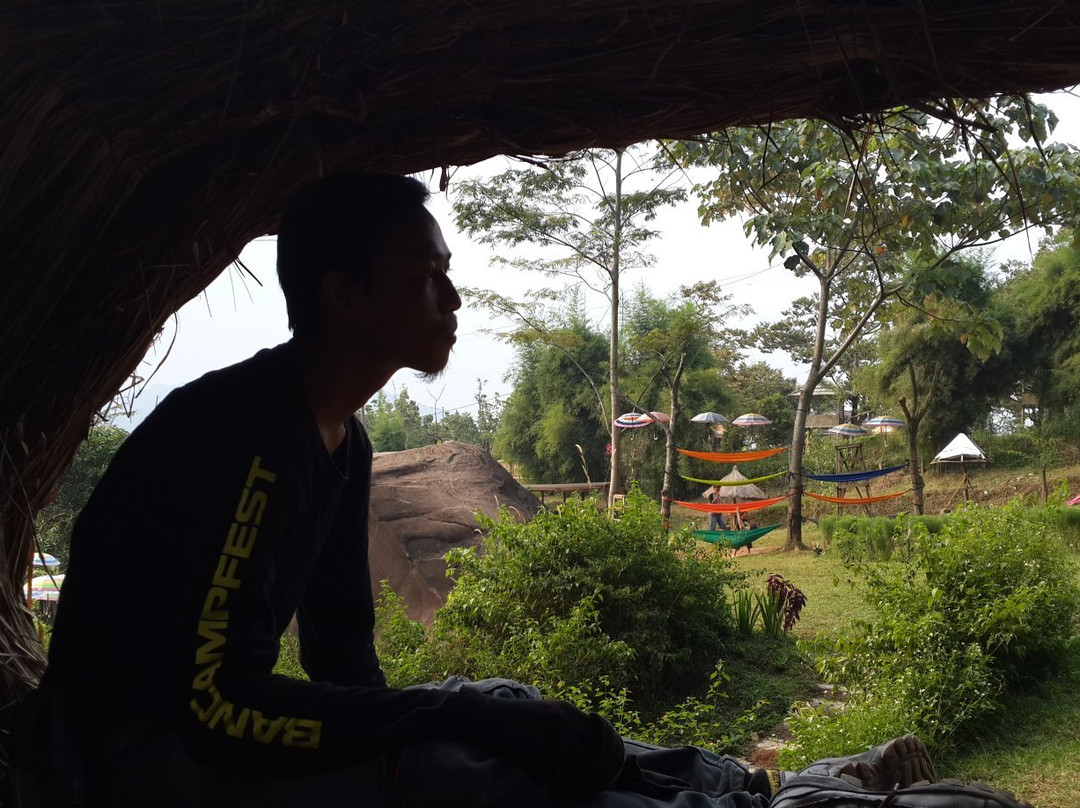 Bukit Batu Kemun-Babakan Madang必去景点