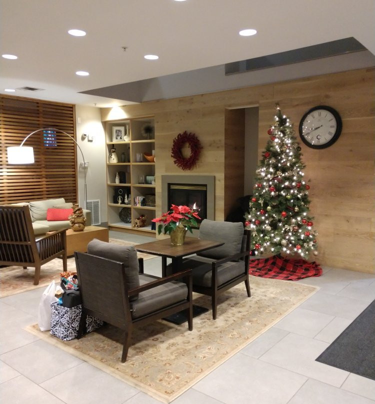Holiday Inn Express & Suites Marquette By IHG主图